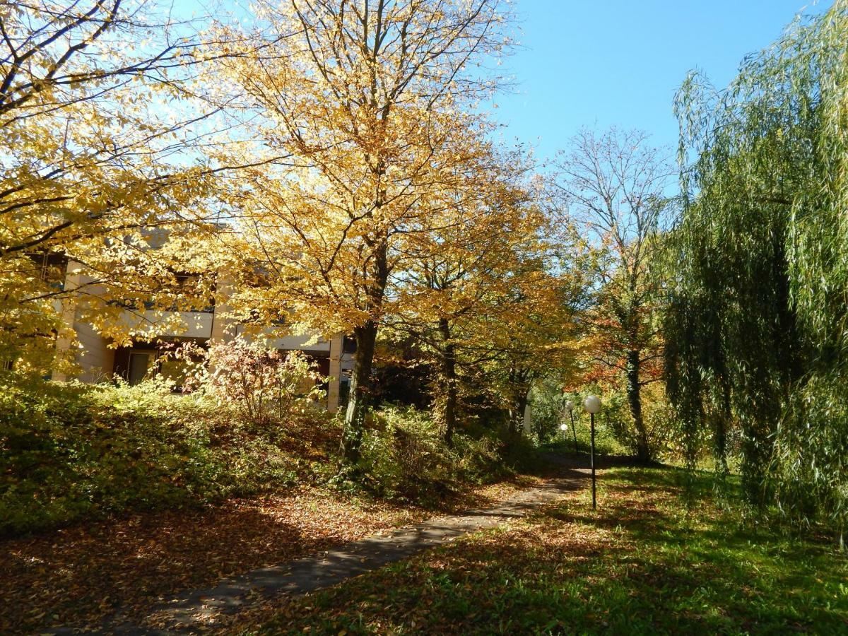 Free Apartment - Bei Den Thermen Bad Urach Exterior foto